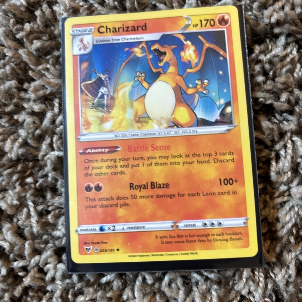 Charizard‎